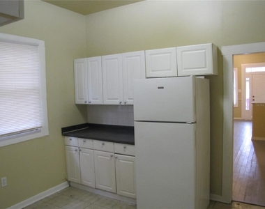1026 E 15th Avenue - Photo Thumbnail 7