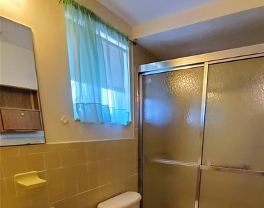 7304 Lincoln Park Lane - Photo Thumbnail 15