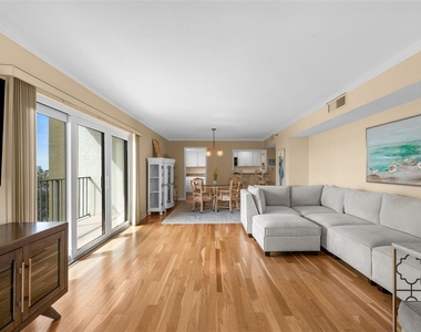 1480 Gulf Boulevard - Photo Thumbnail 16