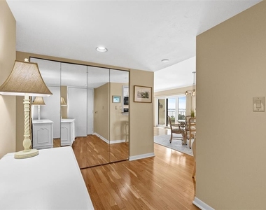 1480 Gulf Boulevard - Photo Thumbnail 4