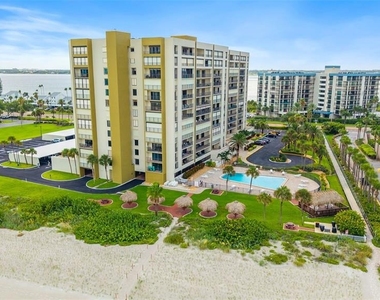 1480 Gulf Boulevard - Photo Thumbnail 42