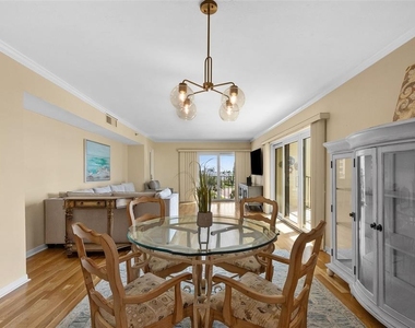 1480 Gulf Boulevard - Photo Thumbnail 7