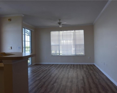 9640 Lake Chase Island Way - Photo Thumbnail 12