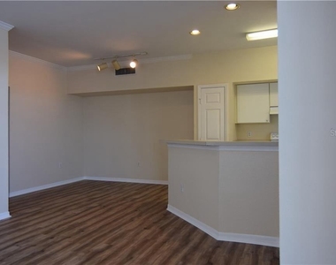 9640 Lake Chase Island Way - Photo Thumbnail 11
