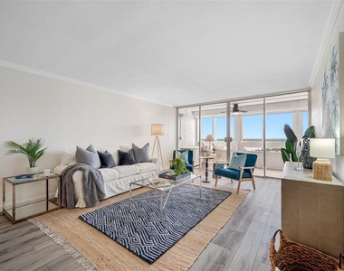 17920 Gulf Boulevard - Photo Thumbnail 11