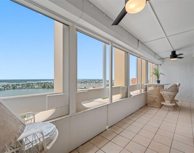 17920 Gulf Boulevard - Photo Thumbnail 23