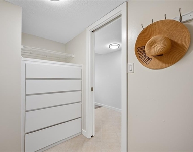 17920 Gulf Boulevard - Photo Thumbnail 17
