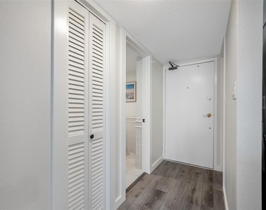 17920 Gulf Boulevard - Photo Thumbnail 20