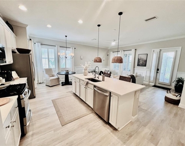 210 Latitude Place - Photo Thumbnail 3
