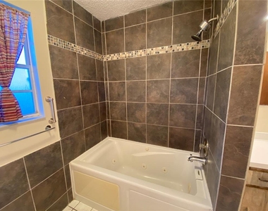 39648 Meadowood Loop - Photo Thumbnail 19