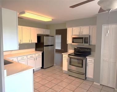 2018 Chelam Way - Photo Thumbnail 9
