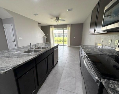 33083 Frosted Clover Way - Photo Thumbnail 13