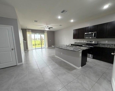33083 Frosted Clover Way - Photo Thumbnail 5