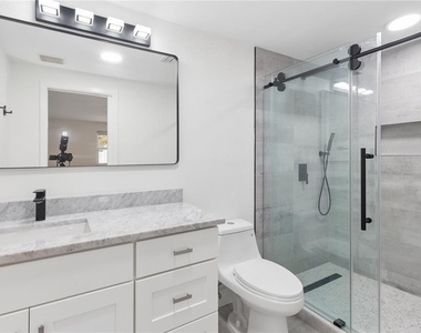 5400 Denver Street Ne - Photo Thumbnail 36
