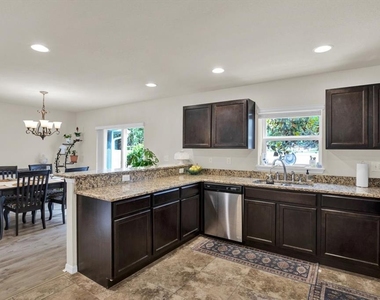 3017 Mojave Oak Drive - Photo Thumbnail 12
