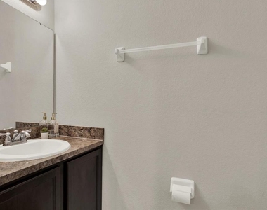 3017 Mojave Oak Drive - Photo Thumbnail 14