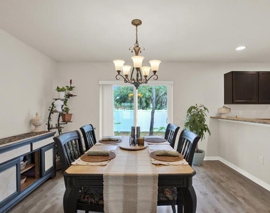 3017 Mojave Oak Drive - Photo Thumbnail 6