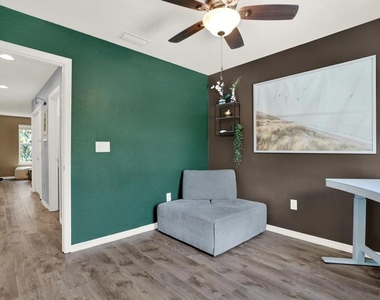 3017 Mojave Oak Drive - Photo Thumbnail 21