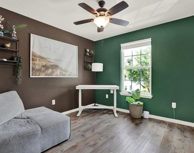 3017 Mojave Oak Drive - Photo Thumbnail 20