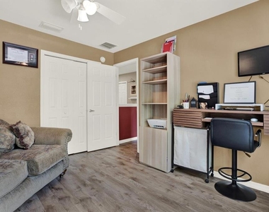 3017 Mojave Oak Drive - Photo Thumbnail 24
