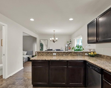 3017 Mojave Oak Drive - Photo Thumbnail 13