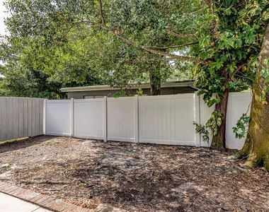 7391 34th Street N - Photo Thumbnail 29