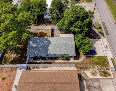 7391 34th Street N - Photo Thumbnail 31