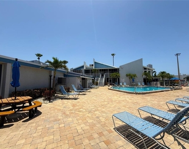 179 Medallion Blvd - Photo Thumbnail 23