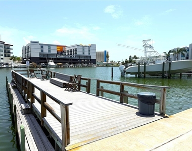 179 Medallion Blvd - Photo Thumbnail 21