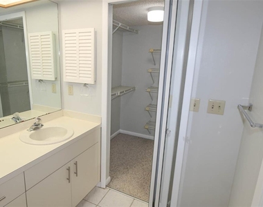 3203 Landmark Drive - Photo Thumbnail 20