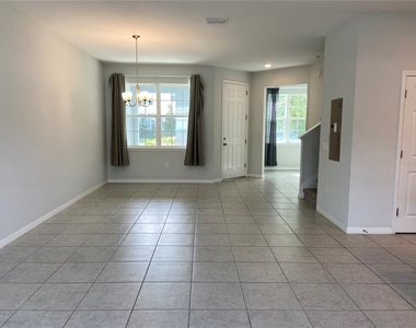 5029 Avalon Park Boulevard - Photo Thumbnail 8