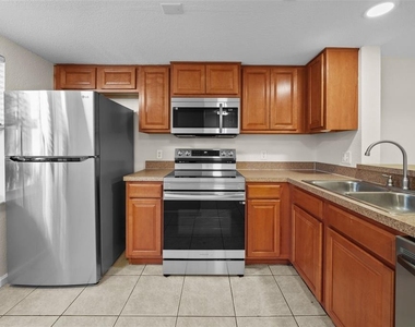 3880 34th Avenue S - Photo Thumbnail 3