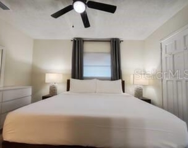 5810 N 19th Street - Photo Thumbnail 3