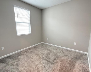 1449 Axel Graeson Avenue - Photo Thumbnail 16