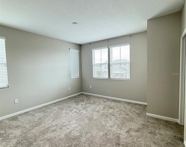 1449 Axel Graeson Avenue - Photo Thumbnail 16