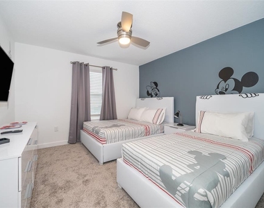 2990 Protagonist Street - Photo Thumbnail 6