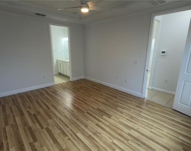 2504 Fassona Drive - Photo Thumbnail 10