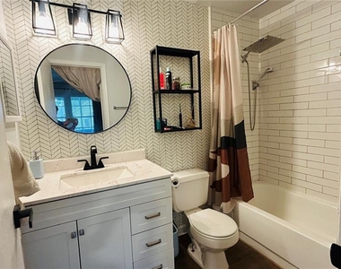 6010 Westgate Drive - Photo Thumbnail 16