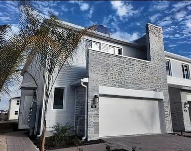 401 Bogey Drive - Photo Thumbnail 1