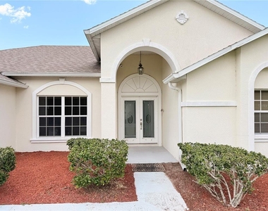 3010 Victoria Drive - Photo Thumbnail 1