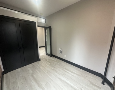 2154 2nd Avenue - Photo Thumbnail 2
