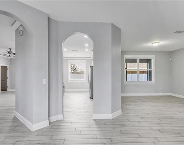 3833 Siskin Drive - Photo Thumbnail 8