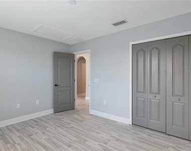 3833 Siskin Drive - Photo Thumbnail 24