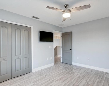 3833 Siskin Drive - Photo Thumbnail 26