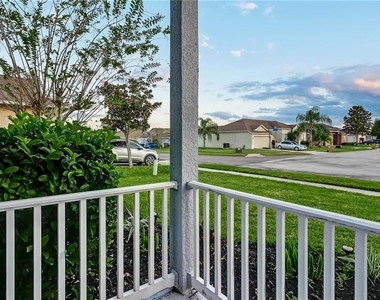 3833 Siskin Drive - Photo Thumbnail 3
