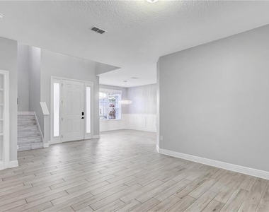 3833 Siskin Drive - Photo Thumbnail 6