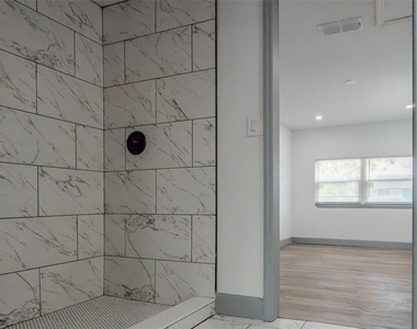 217 Betty Avenue S - Photo Thumbnail 10