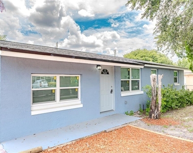 217 Betty Avenue S - Photo Thumbnail 3