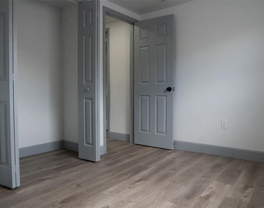 217 Betty Avenue S - Photo Thumbnail 27