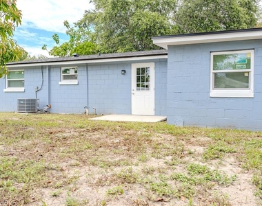 217 Betty Avenue S - Photo Thumbnail 31